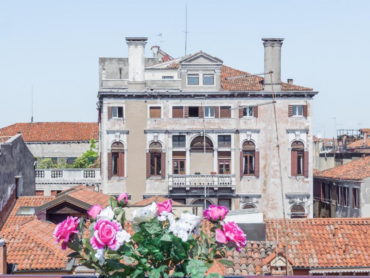 Palace Tintoretto Venezia